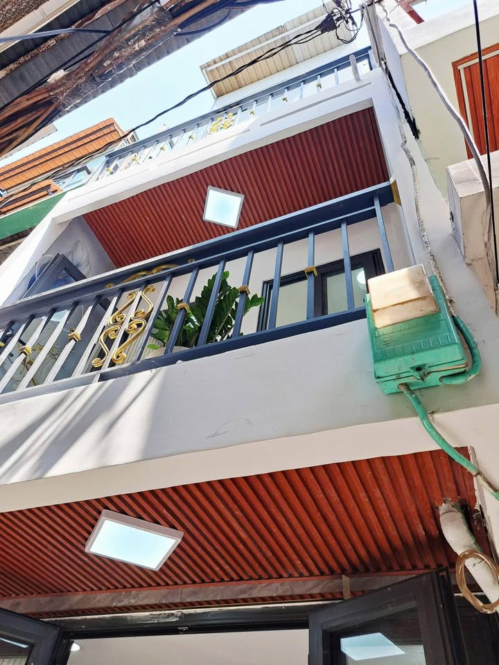 Nhà Hẻm Vĩnh Viễn Quận 10 - 3.68 Tỷ, 3PN, 3 Lầu, Sổ Hồng