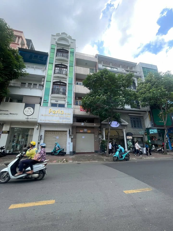 Bán Nhà Mặt Tiền 334-336 Cao Thắng, Quận 10 - 123.3m² - 79 Tỷ