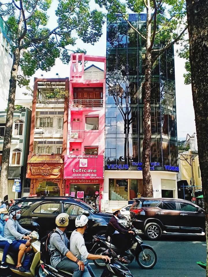 Bán Nhà Mặt Tiền Quận 10 Góc 3MT 85m² - Vị trí đắc địa kinh doanh!