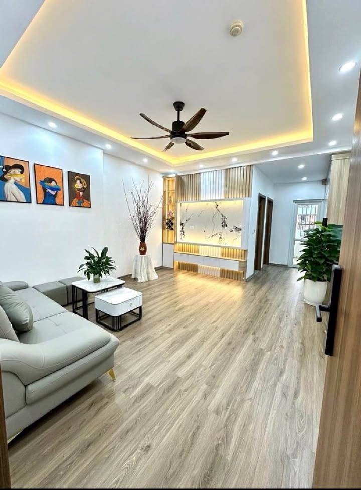 Căn hộ KVKL Hoàng Mai 50m² giá 3.76 tỷ - Full nội thất cao cấp!