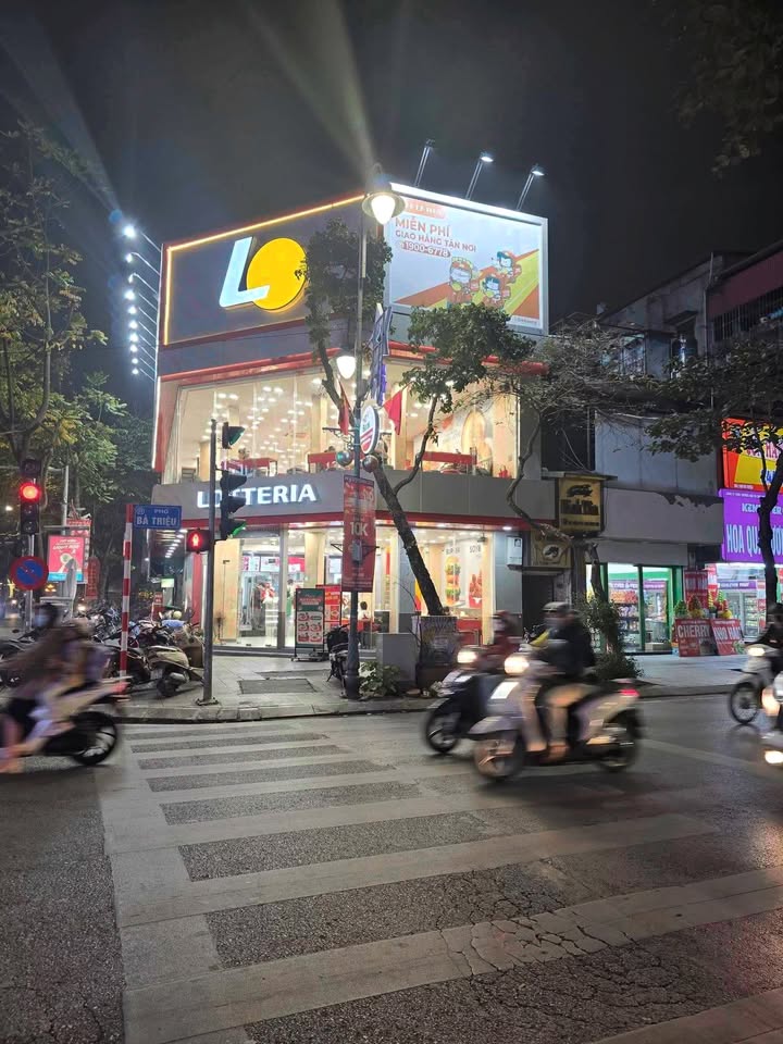 Mặt Tiền Lê Thánh Tông (Hoàn Kiếm) 120m² - Lô Góc Kinh Doanh Đắc Địa