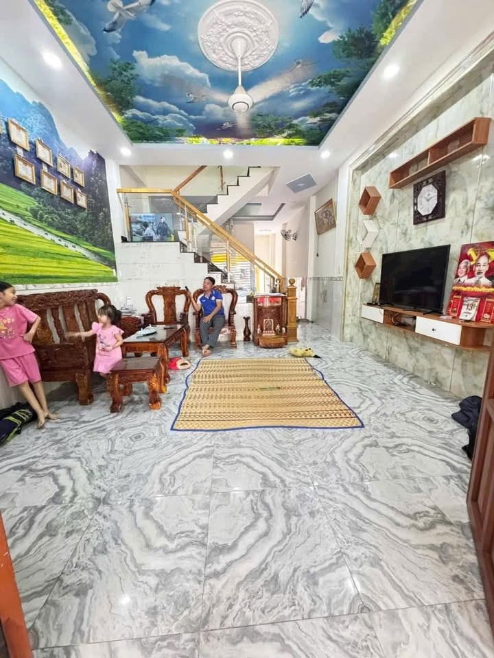 Nhà riêng Tân Uyên 3PN 6 triệu/tháng - Ô tô vào tận nhà!