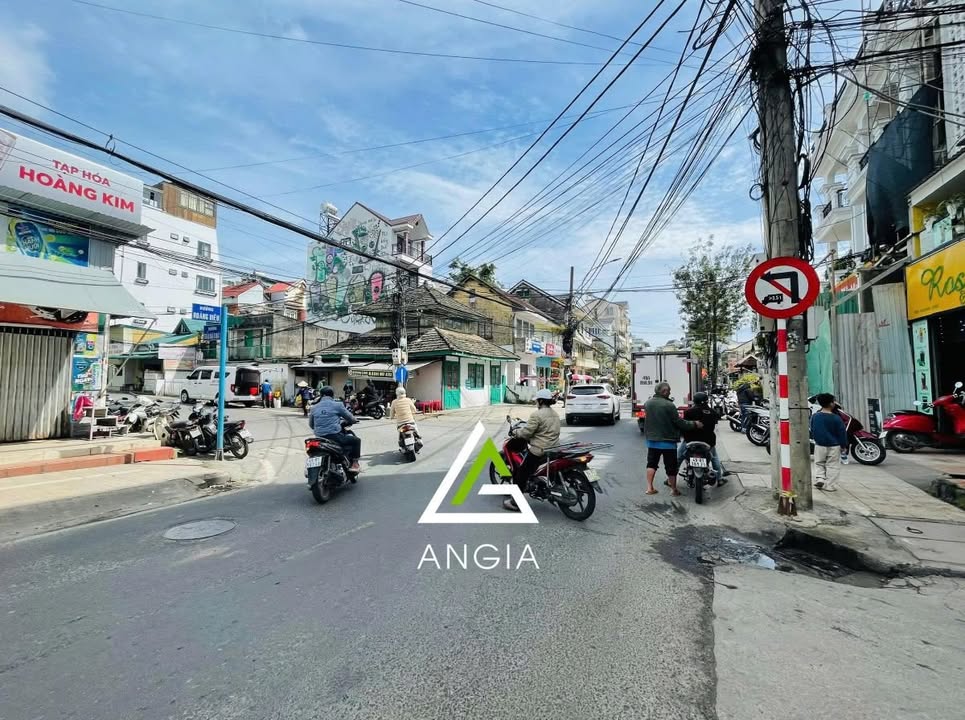 Bán Đất Đà Lạt 197m² Mặt Tiền Hẻm Oto - Giá 16 Tỷ