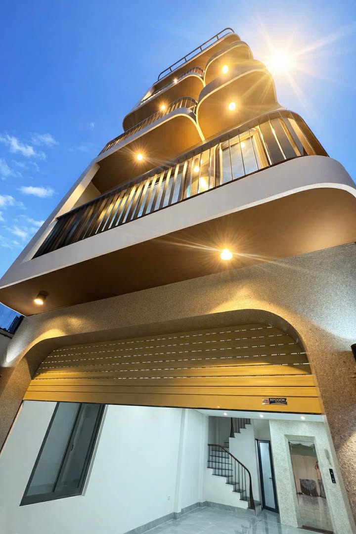 Nhà riêng Thạch Bàn, Long Biên 50m² giá 9.35 tỷ - Sẵn sàng ở ngay!