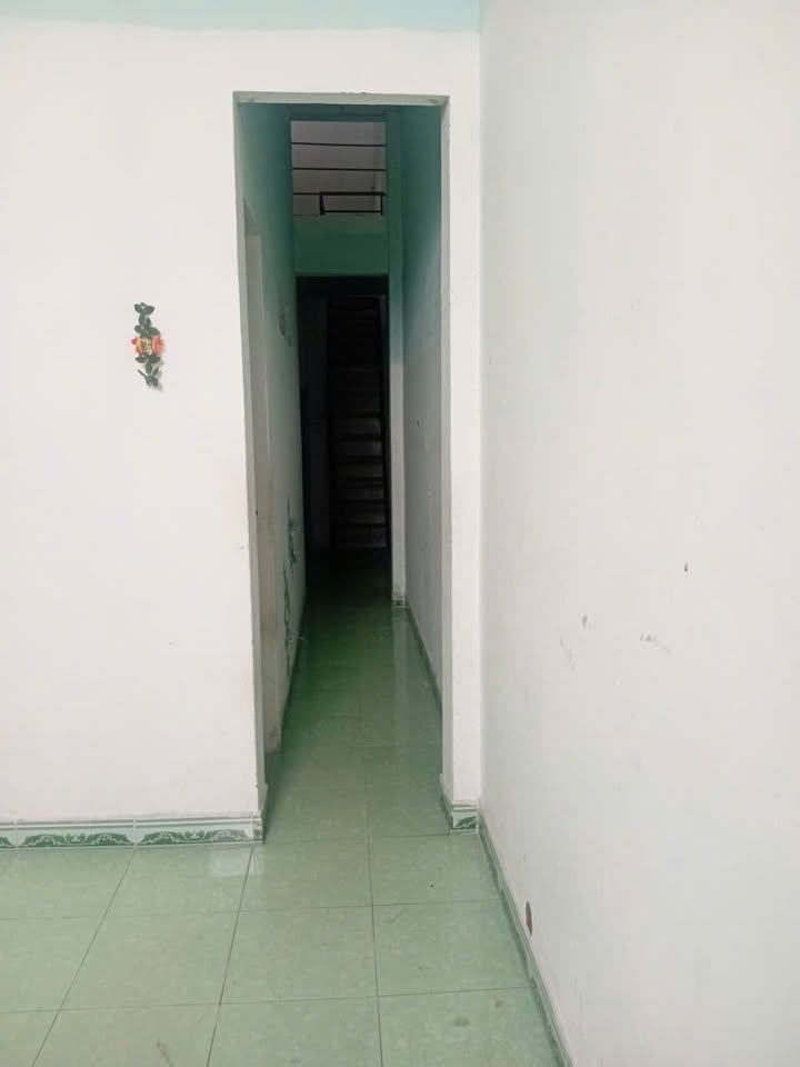 Nhà Nguyên Căn 50m² Lê Hồng Phong, Nha Trang - Giá 2.5 Triệu/Tháng