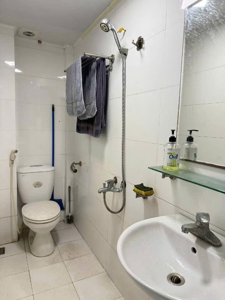 Nhà 5 Tầng Lô Góc Trung Liệt - Kinh Doanh & Gia Đình