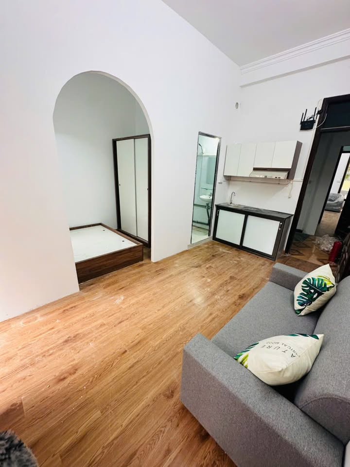 Căn hộ Nguyễn Khang 30m² - Full nội thất, ban công rộng!