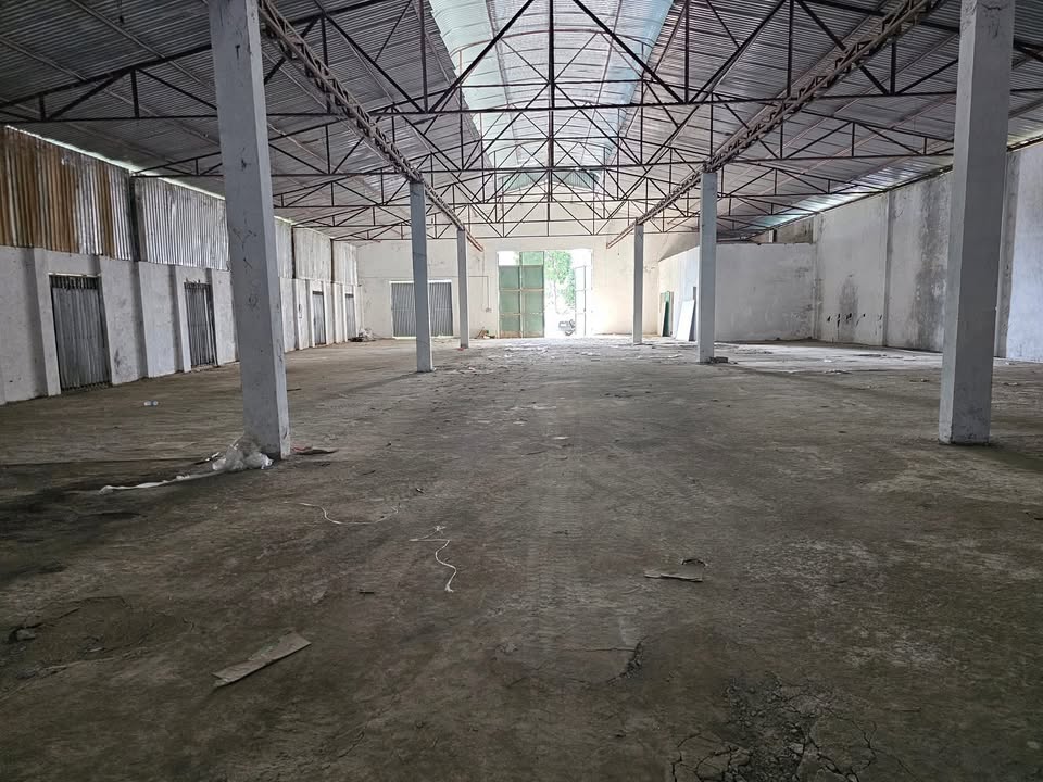 Kho Cho Thuê Hòa Bình 900m² - Hoạt Động Ngay!