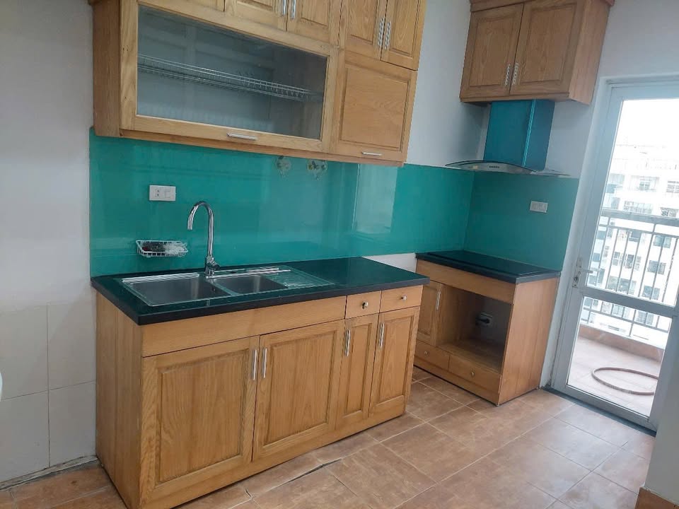 Cho thuê căn hộ 143 Hạ Đình 120m² giá 16 triệu - Sẵn sàng làm việc ngay!