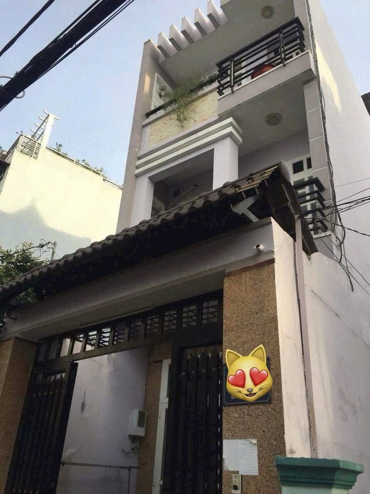 Nhà phố Tân Phú 77m² Đường Bình Long - Vị trí đẹp, ô tô vào tận nhà!