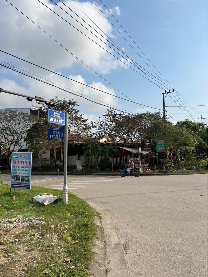 Đất Vàng 200m² Mặt Tiền Trần Lư, Huế - Giá Tốt Đầu Tư!