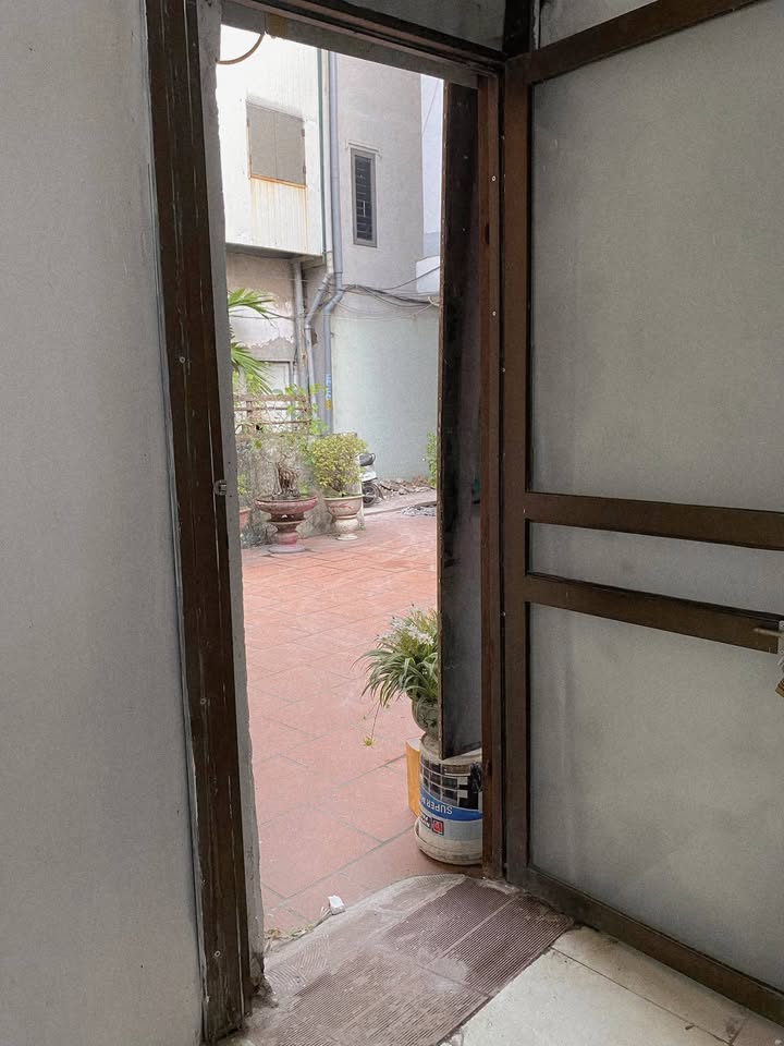 Nhà riêng 30m² Ngõ 2 Quang Trung, Hà Đông - Sẵn sàng ở ngay!