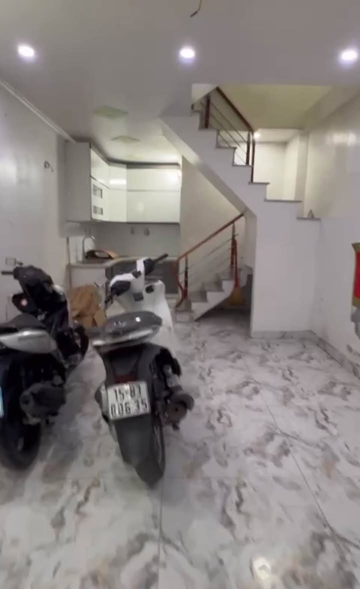 Nhà Mặt Ngõ Tô Hiệu Lê Chân 32m² - 3 Tầng, Sẵn Sàng Dọn Vào Ở Ngay