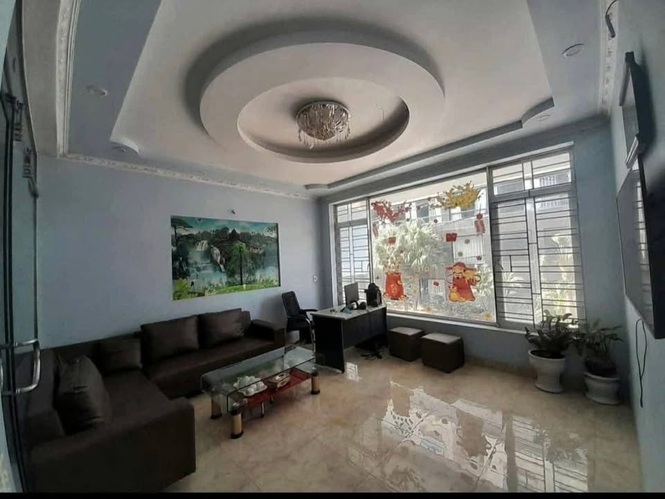 Nhà Mặt Tiền Kinh Doanh Chợ Loong Toong, Hạ Long - 240m² - Hơn 8 Tỷ