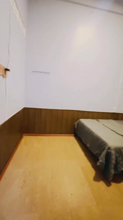 Cho thuê căn hộ 2 phòng ngủ, Hai Bà Trưng, 4.5 triệu/tháng