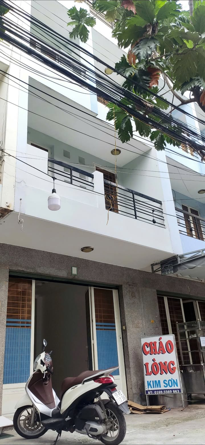 Nhà phố Nguyễn Sỹ Sách Tân Bình 21.5 triệu - Mặt tiền kinh doanh đắc địa!