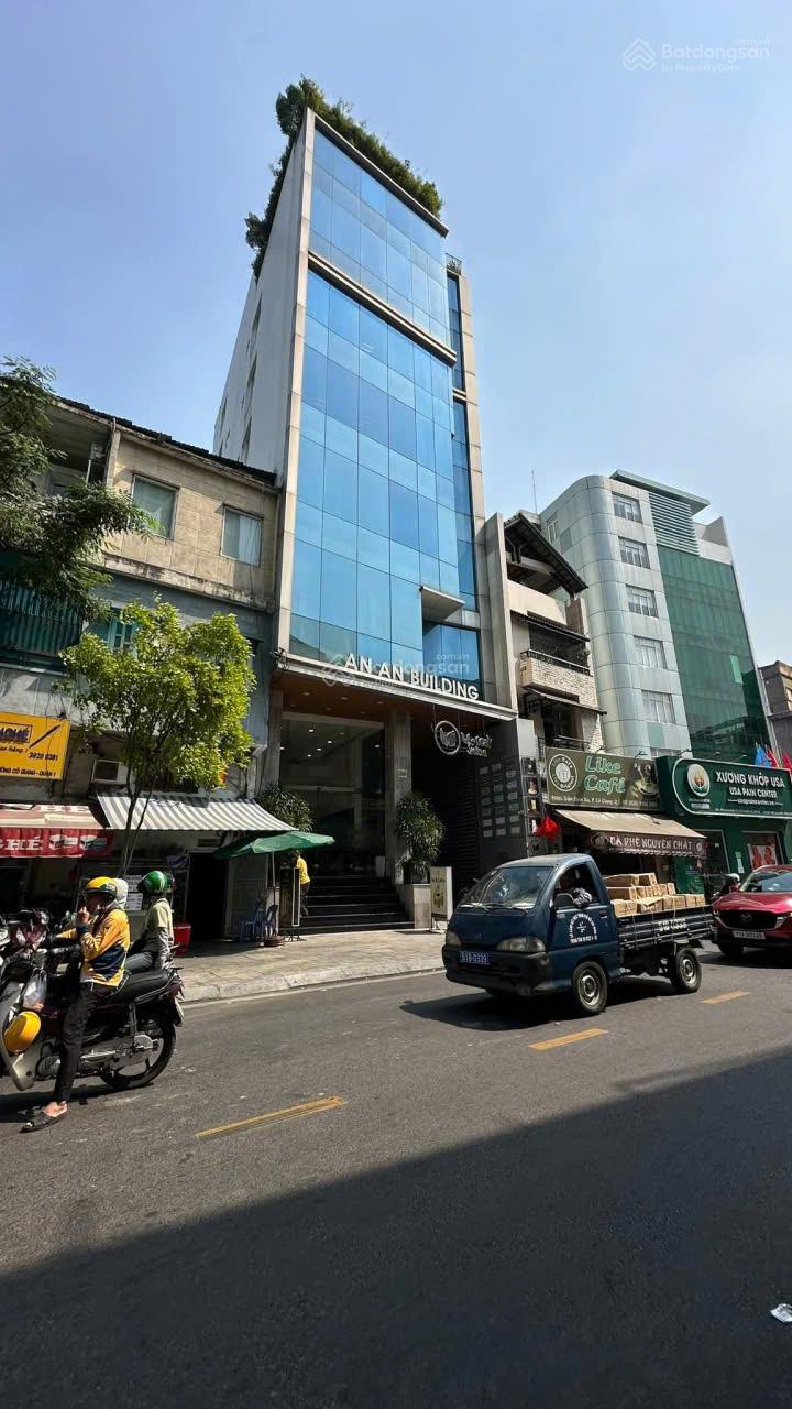 Nhà Phố Góc 2MT Tôn Thất Tùng, Q1 1000m² - Mặt tiền kinh doanh!