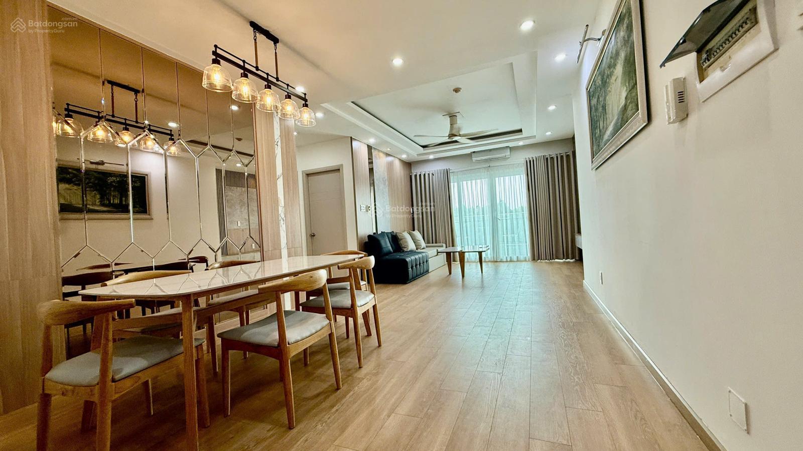 Căn hộ 115m² Cao ốc Phú Nhuận - Giá Thuê Tốt, Sẵn Sàng Ở Ngay