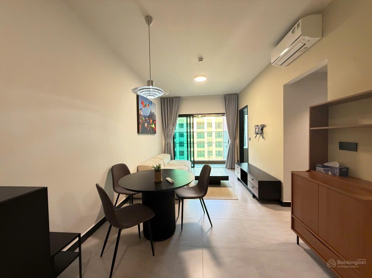 Cho thuê căn hộ De La Sol Q4 - 75m², Full Nội Thất, Giá 23 Triệu/Tháng