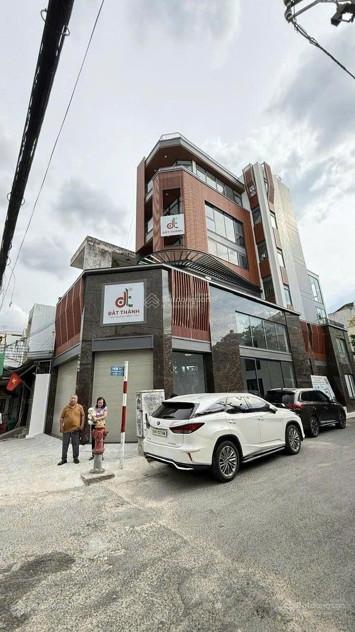 Tòa nhà văn phòng Gò Vấp 800m² - Sẵn sàng làm việc ngay!