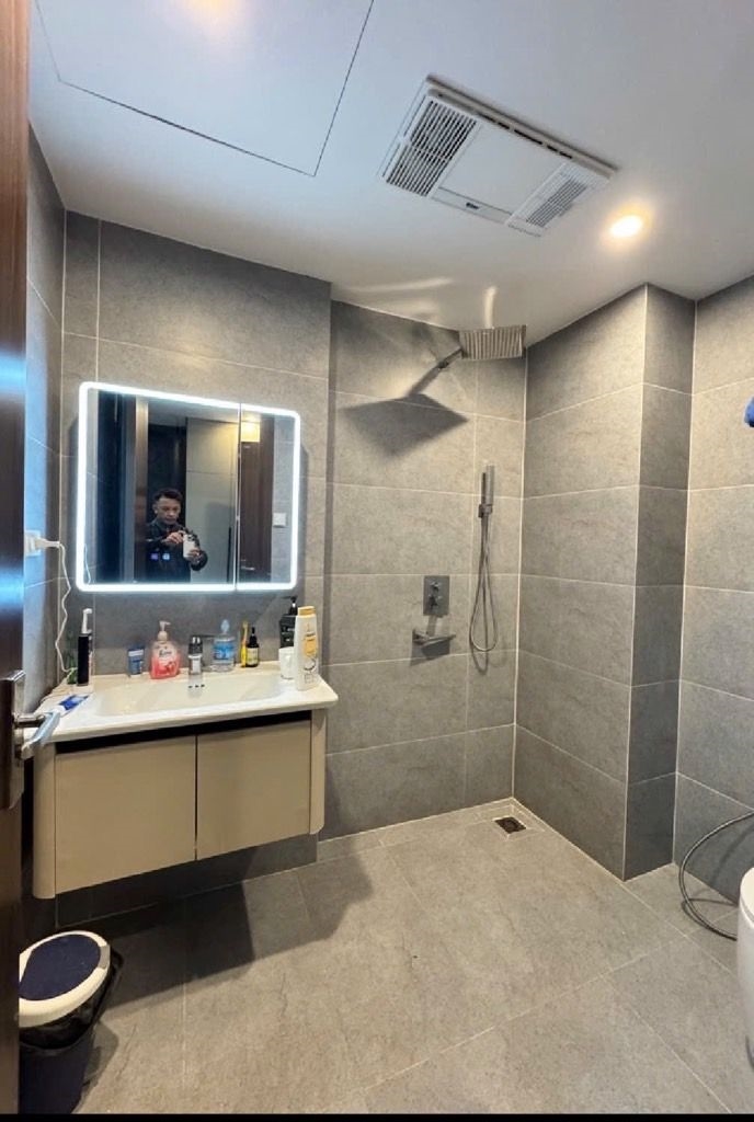 Nhà 8 Tầng Phố Trạm Long Biên - Thang Máy, View Triệu Đô, 62m²