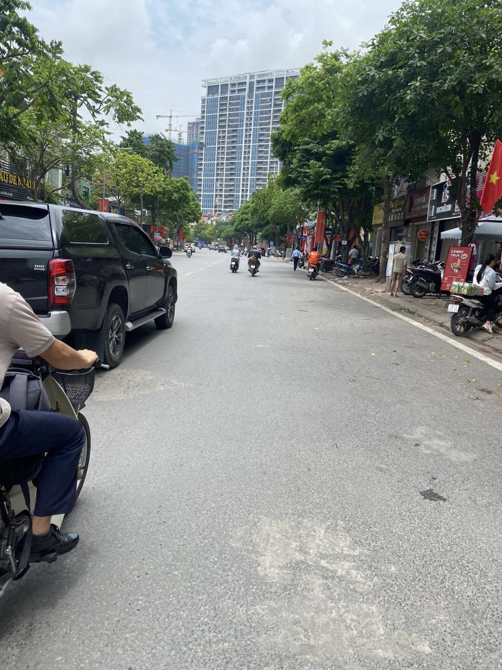 Bán nhà Làng Việt Kiều Châu Âu 80m² - Vị trí đắc địa kinh doanh!