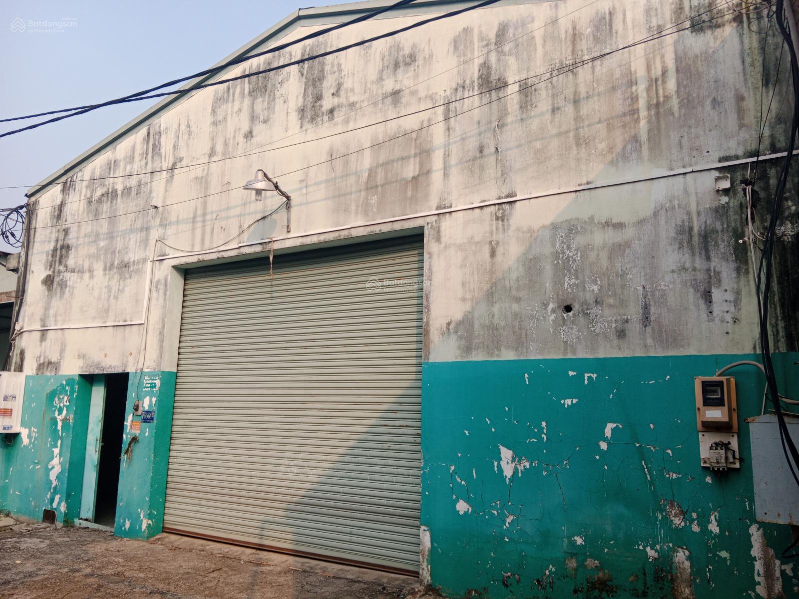 Cho thuê kho xưởng Bình Chánh 350m² giá 12 triệu - Xe tải lớn vào tận nơi!