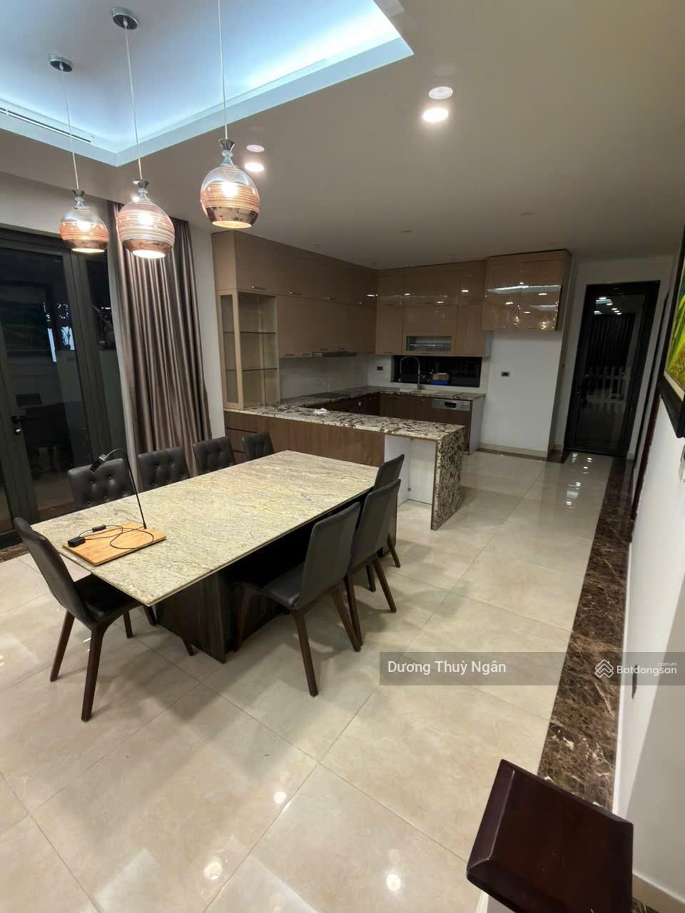 Biệt thự Song lập Ecopark 210m² - Full nội thất, vào ở ngay!