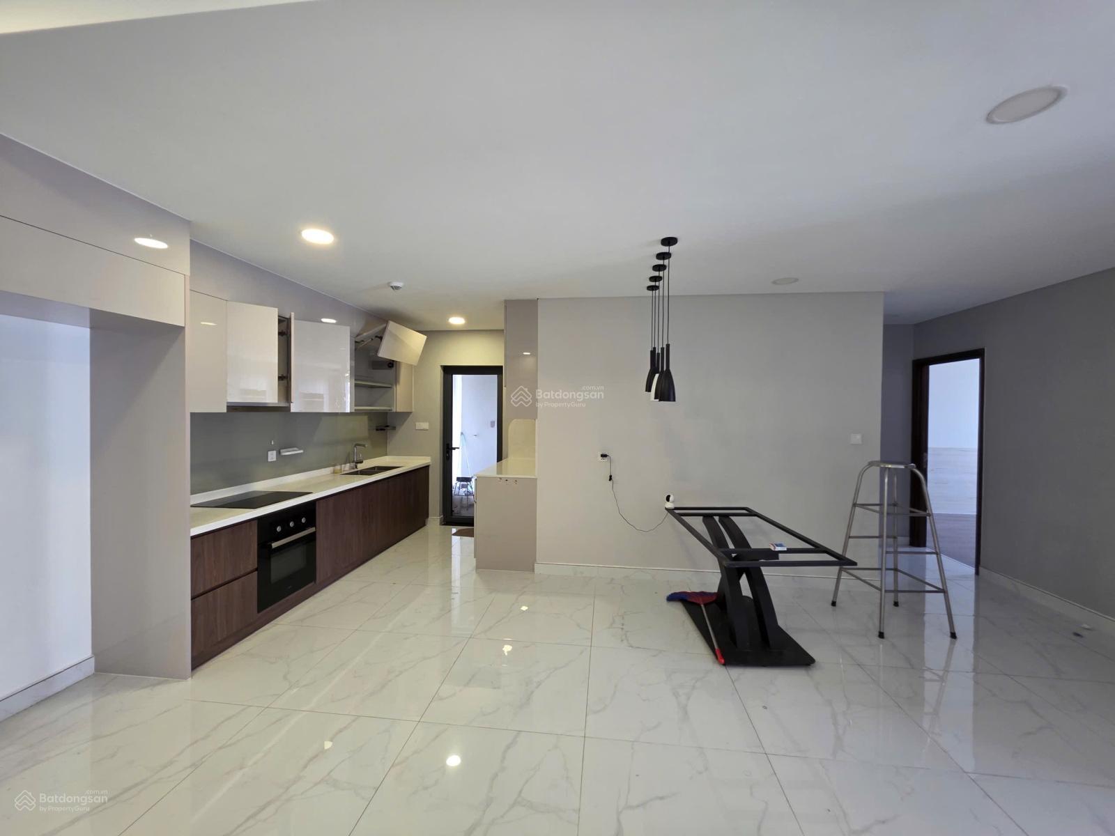 Căn hộ Diamond Brilliant Tân Phú 112m² - View đẹp, An ninh 24/7!