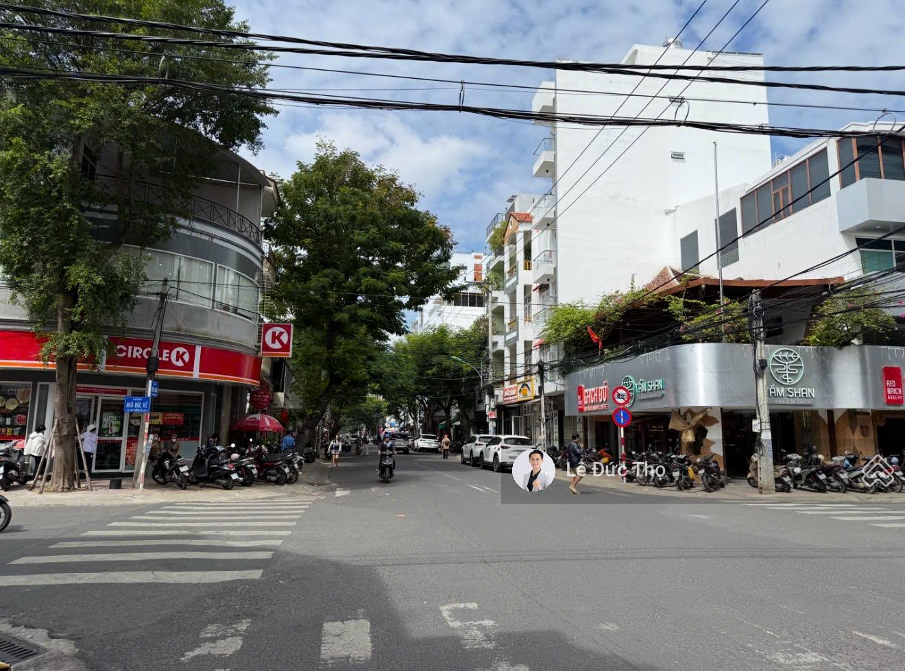 Mặt Bằng Kinh Doanh Mặt Tiền Hồng Bàng, Nha Trang - 95m², 35 Triệu/Tháng