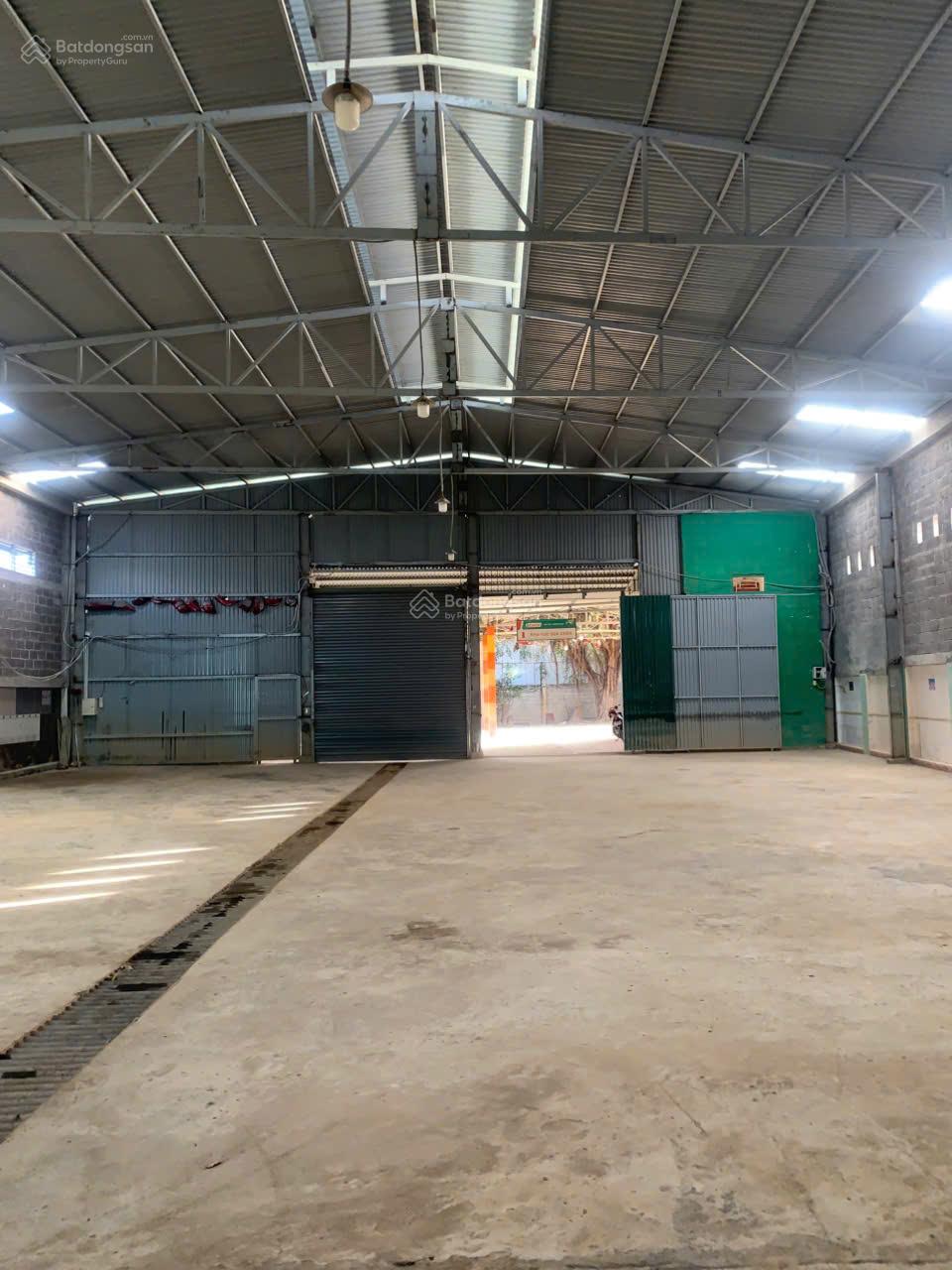 Cho thuê kho xưởng 800m² Vĩnh Thạnh, Nha Trang - 2 mặt tiền, đường rộng