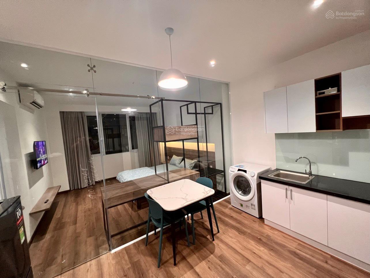 Phòng Cho Thuê Cô Giang Q1 40m² - Full Nội Thất, Hẻm Ô Tô!