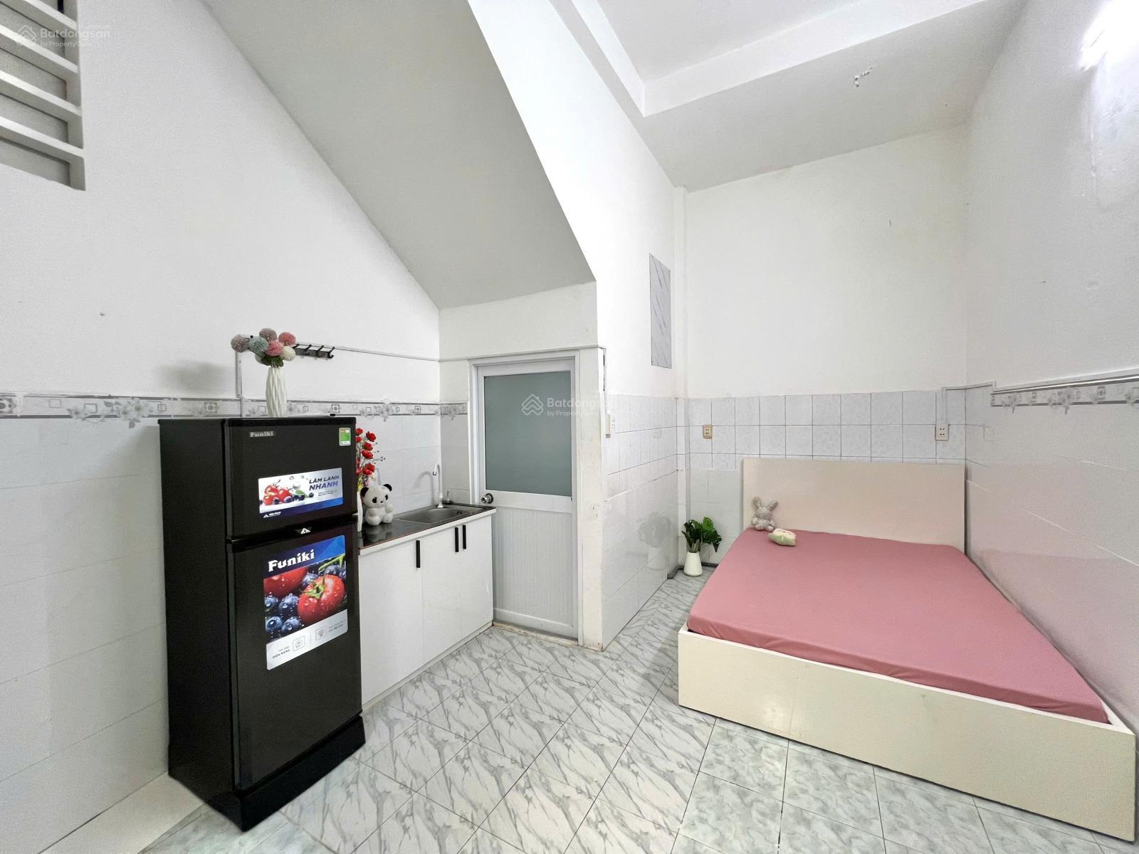 Phòng trọ Cách Mạng Tháng Tám Q10 25m² - Không chung chủ, sẵn sàng ở ngay!