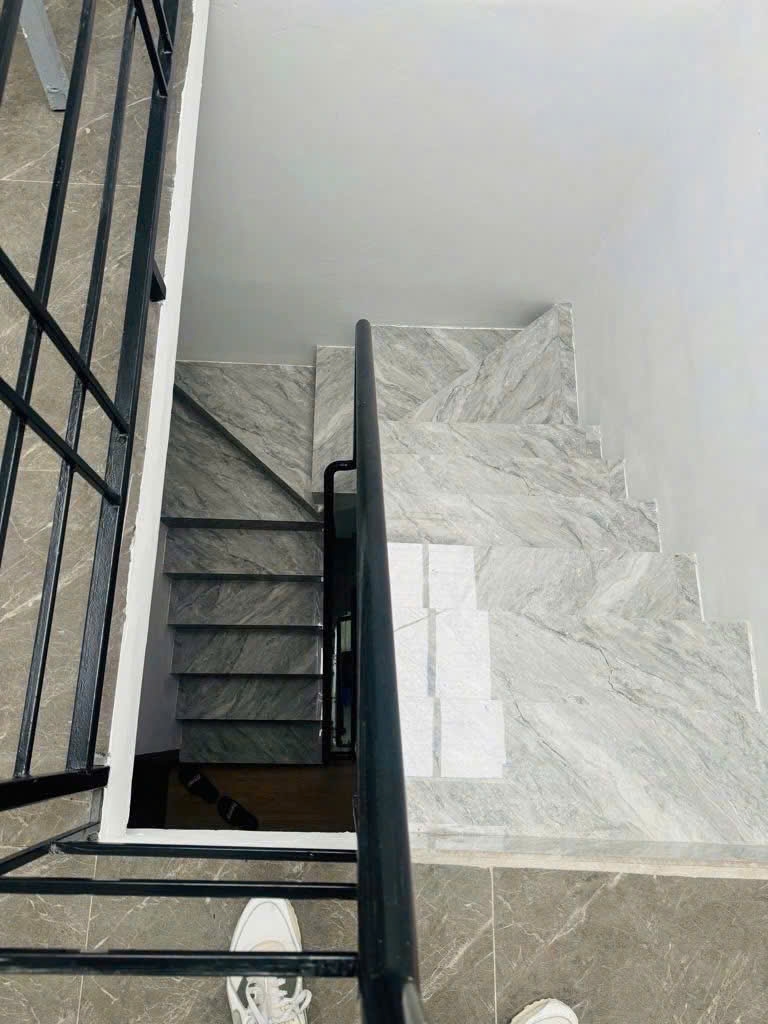 Nhà 55.7m² x 4 Tầng, Mặt Tiền 3.2m - Văn Hương, Đống Đa - Giá Tốt