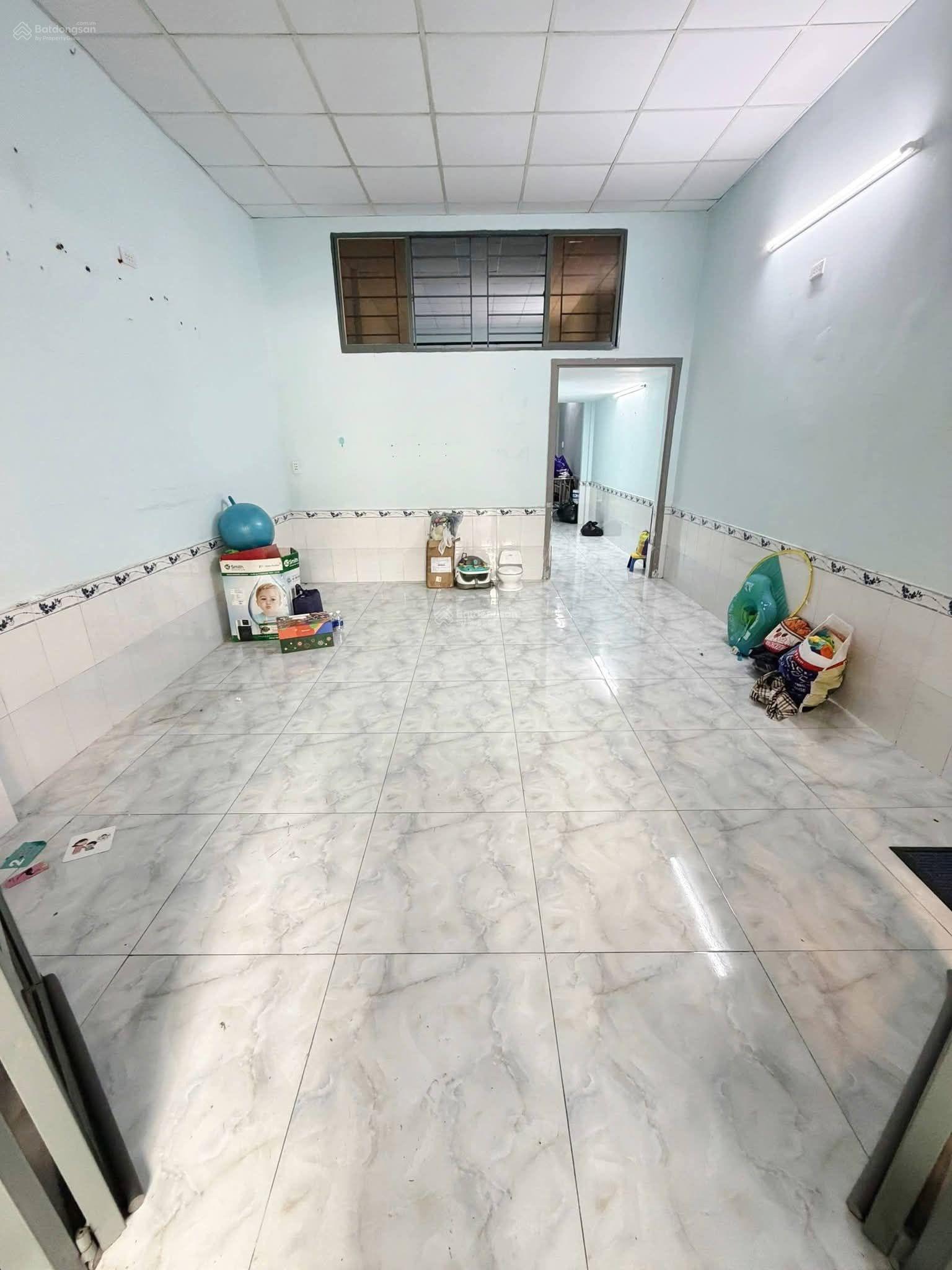 Nhà riêng Hiệp Tân, Tân Phú 79m² giá 9 triệu - Sẵn sàng ở ngay!