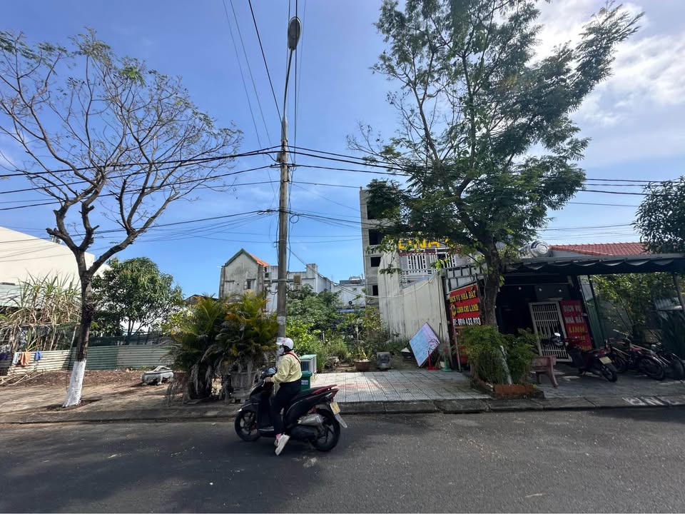 Bán Gấp Đất Vàng Kim Đồng Đà Nẵng 200m² - Sổ Sẵn Kề Biển Tân Trà