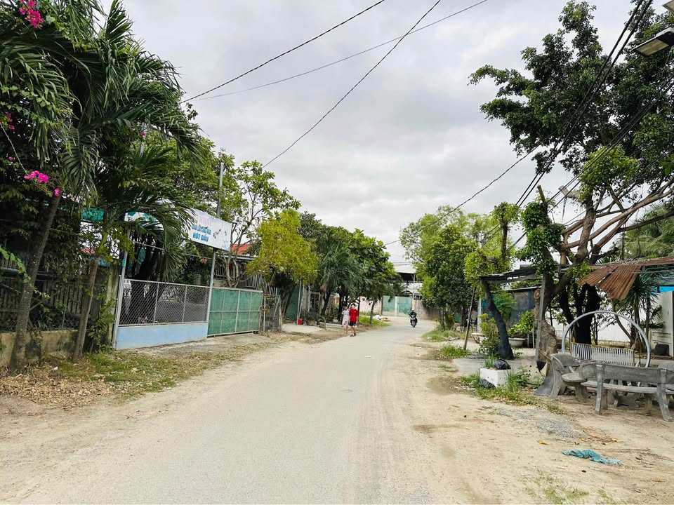 Đất Nền Diên Khánh 211m² - Sổ Hồng Sẵn - Giá 1.2 Tỷ