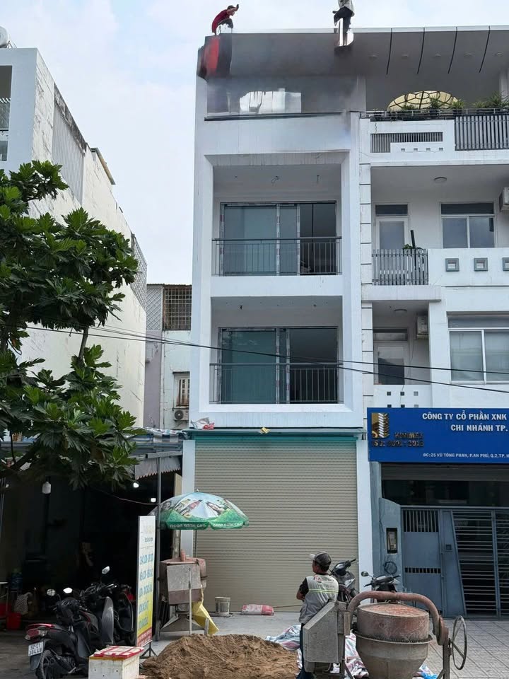 Văn Phòng Kinh Doanh Vũ Tông Phan, Thủ Đức - 80m², 45 Triệu/Tháng