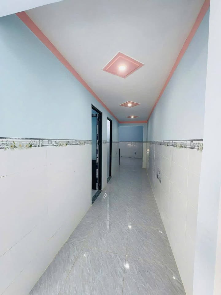 Nhà riêng Long Phước 100m² - Sổ hồng sẵn, ô tô vào tận nơi!