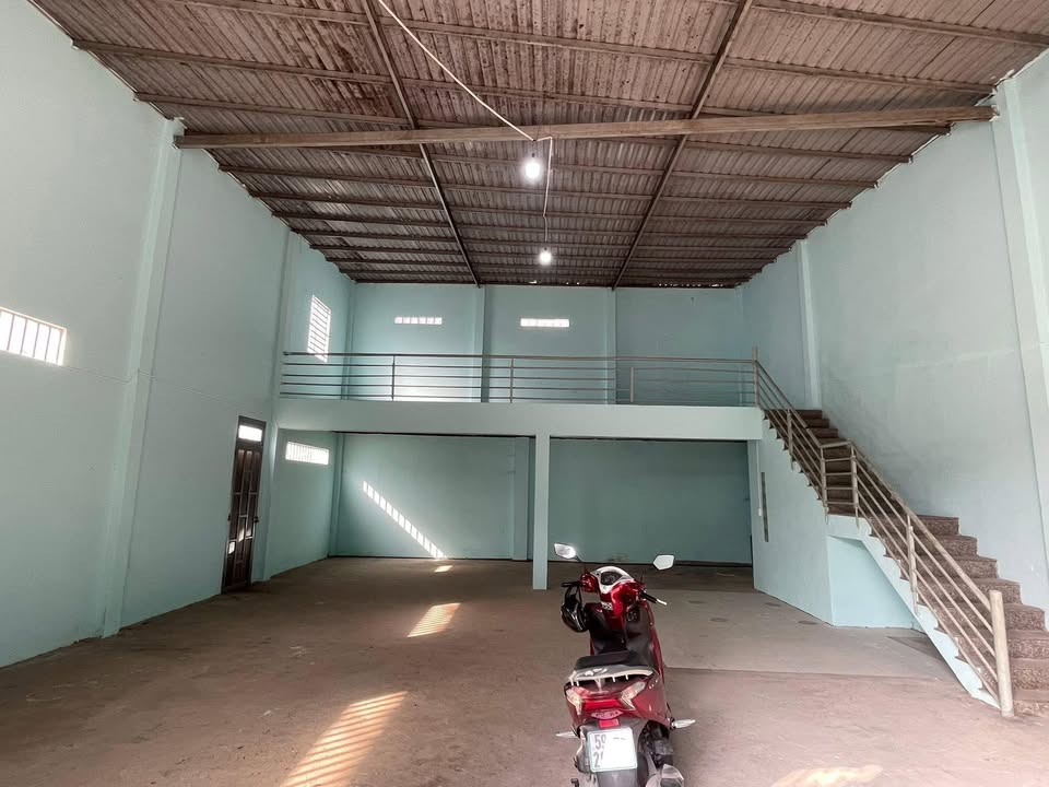 Kho Xưởng 210m² Vĩnh Lộc A, Bình Chánh - Giá 11 Triệu/Tháng, Sẵn Sàng Hoạt Động