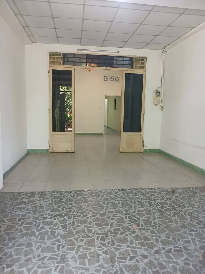 Nhà phố Xuân Thới Thượng, Q12 88m² - Mặt tiền kinh doanh, sổ hồng riêng!