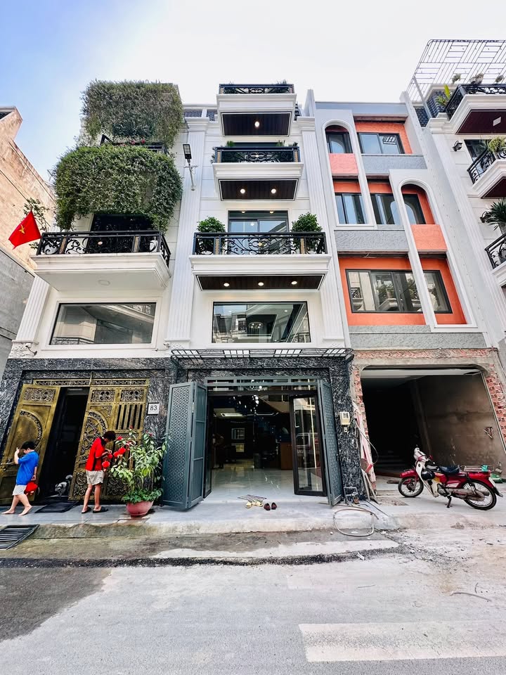 Nhà Thạnh Xuân 38, Q12 - 4PN, 3 Lầu, Ô Tô Vào Nhà, 6.28 Tỷ