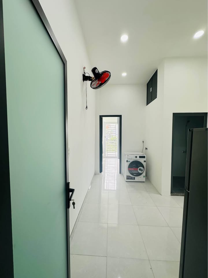 Căn hộ dịch vụ An Phú Đông, Q12 - 5 triệu - View sông thoáng đãng!