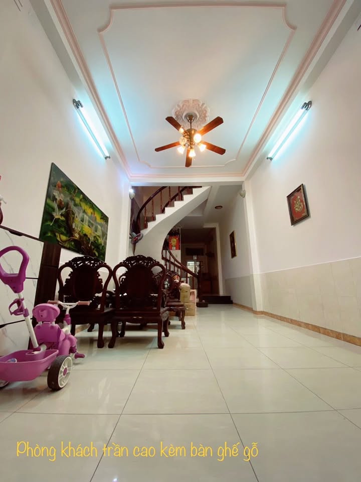 Nhà Cho Thuê Quận 10 - 4PN Hẻm Xe Hơi 60m² - Giá 22 Triệu/Tháng