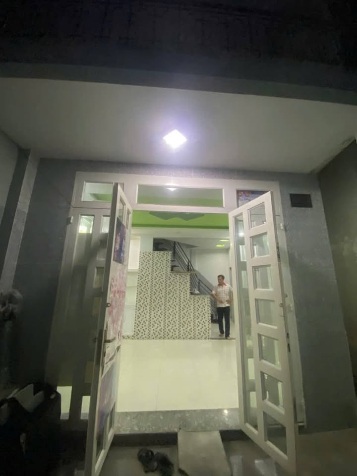 Nhà Nguyên Căn Phú Nhuận 30m² - Giá 10 Triệu/Tháng