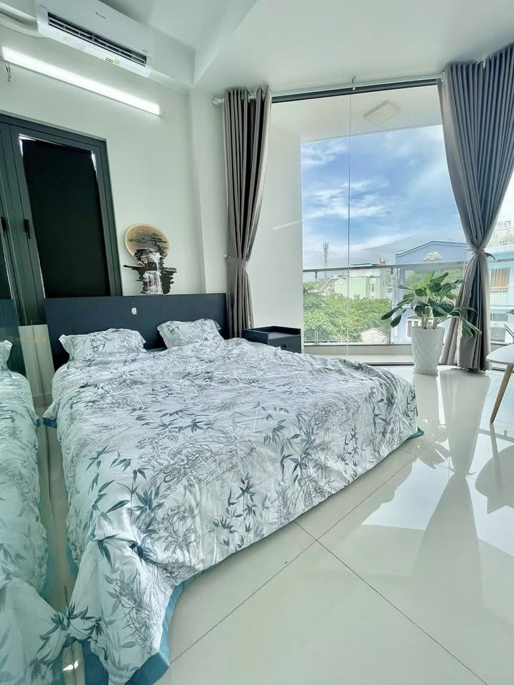 Căn hộ Ngô Đức Kế Bình Thạnh – Trống sẵn, Full nội thất cao cấp!