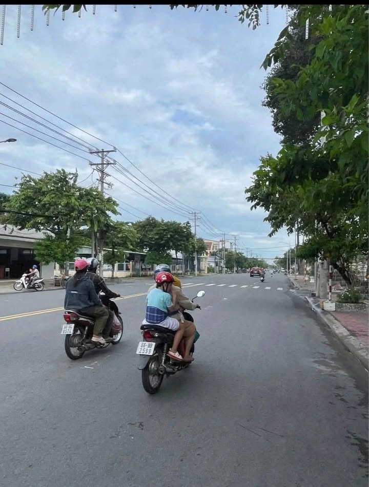 Bán Gấp Dãy Trọ 126m² Mặt Tiền Sa Đéc - Kinh Doanh/Đầu Tư Sinh Lời