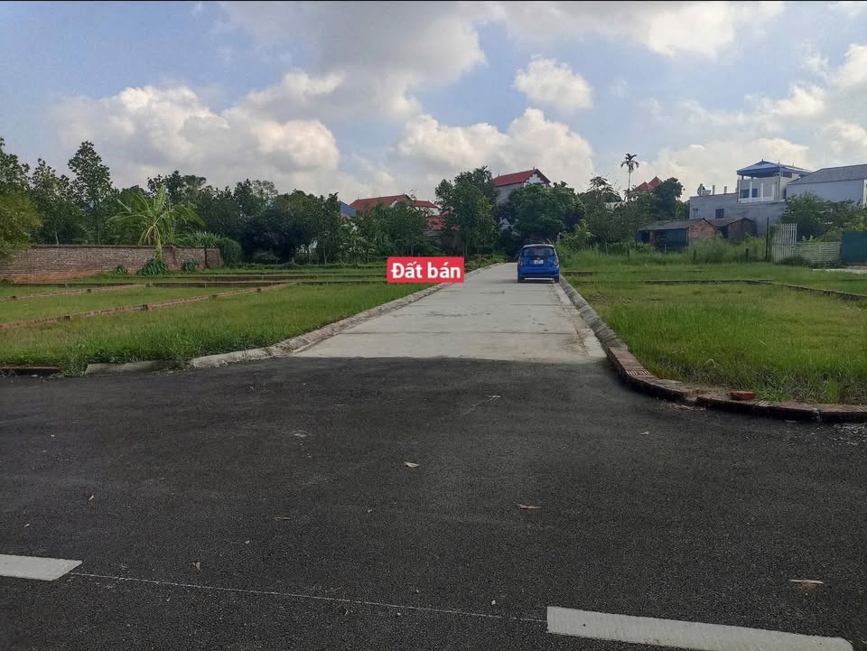 Đất nền Sóc Sơn 100m² - Sổ đỏ sẵn, ô tô tránh, giá 1.8 tỷ