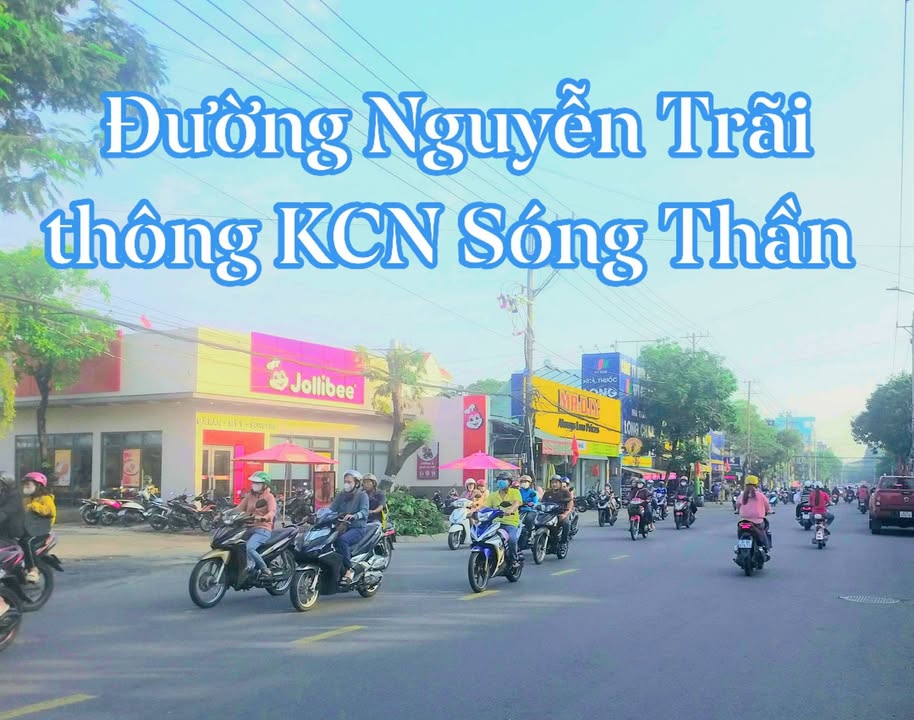 Nhà Phố Dĩ An, Bình Dương 120m² - Mặt tiền kinh doanh đắc địa