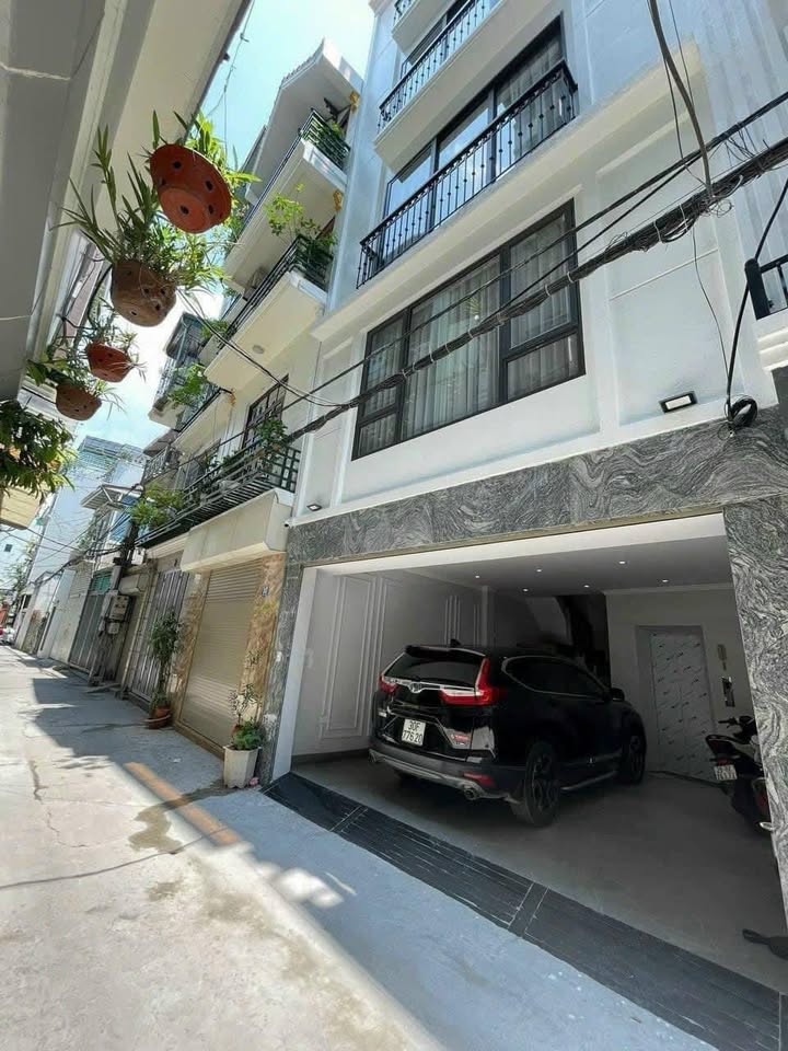 Bán nhà Nguyễn Sơn Long Biên 40m² 12 tỷ - Vị trí đẹp lô góc!